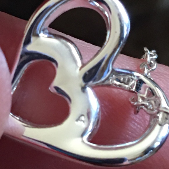 Ladies valentine silver plated heart pendant on chain NIB - Picture 6 of 9